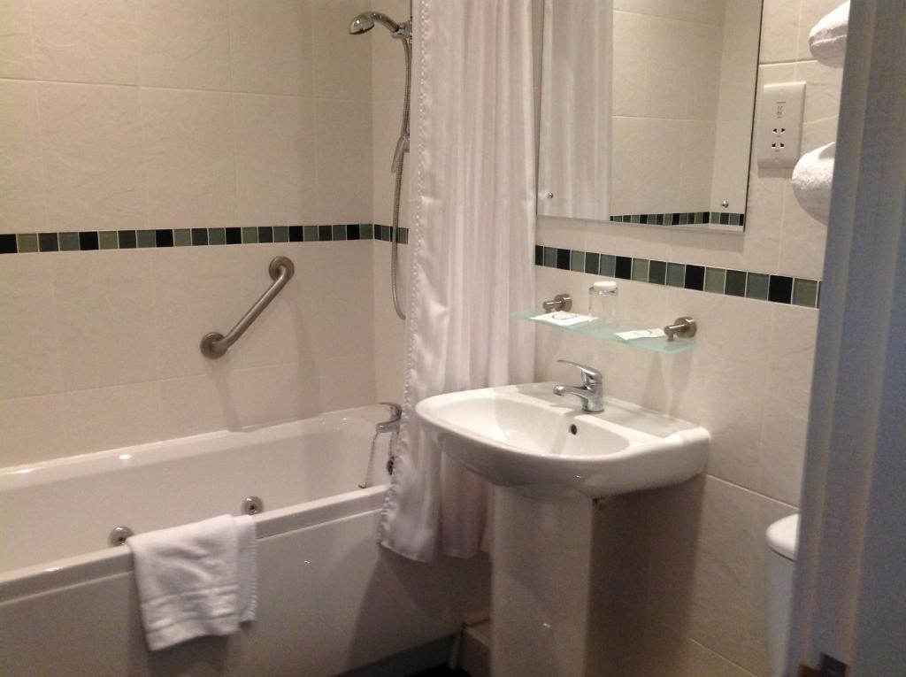 Wellington Park Hotel Leyland Bilik gambar